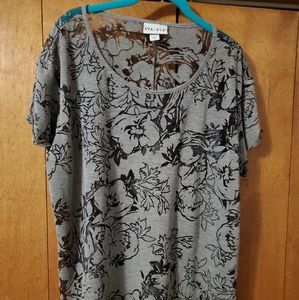 Ava & Viv burnout gray floral tee sz 1